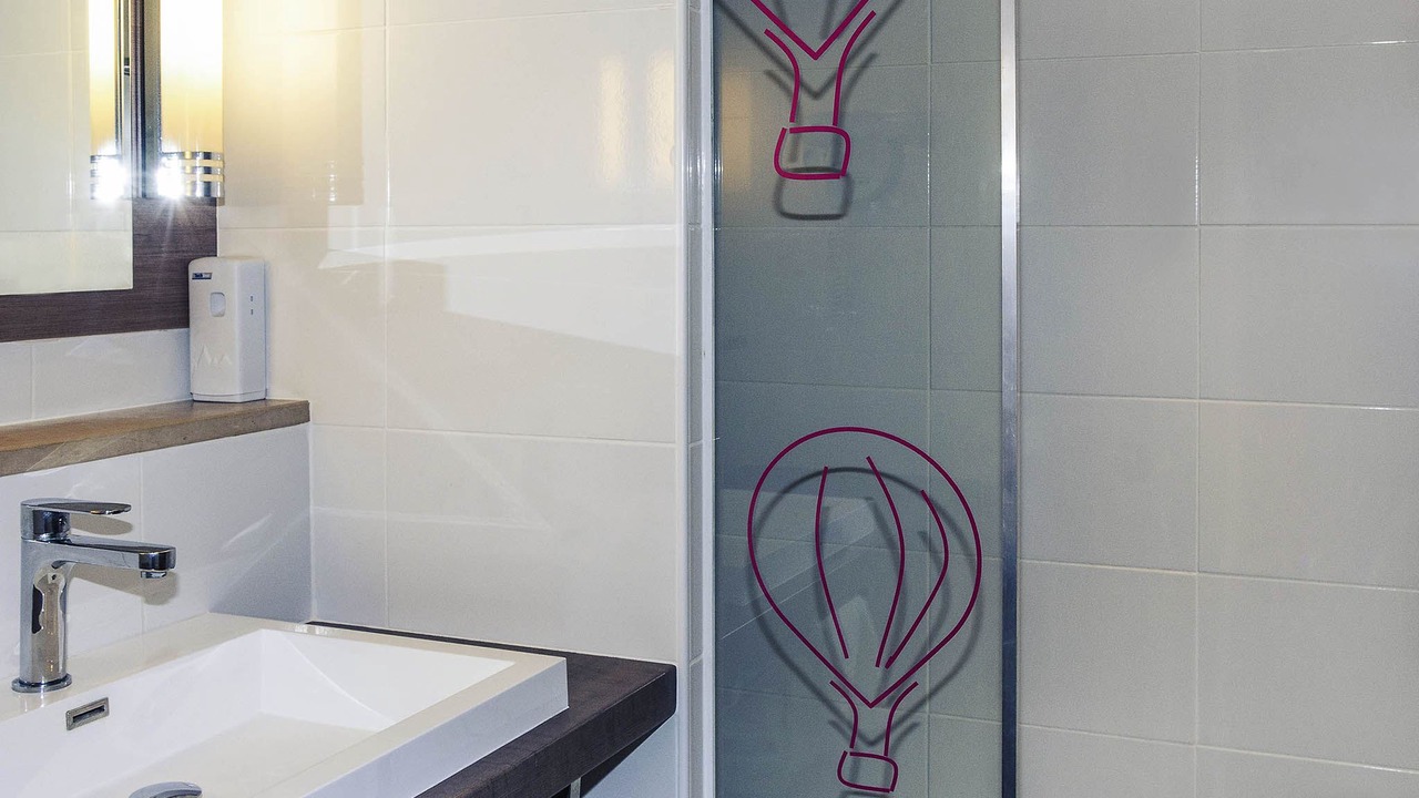 Photo of Bathroom in Chanas