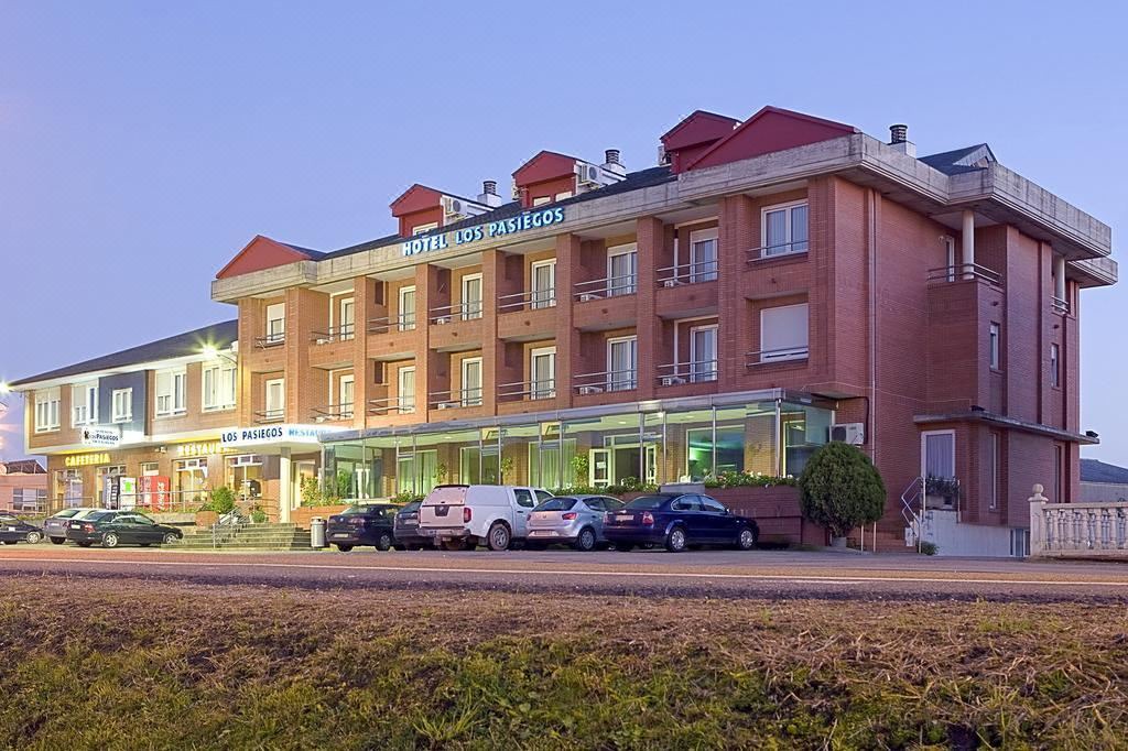 Photo of Buildings in Hoznayo