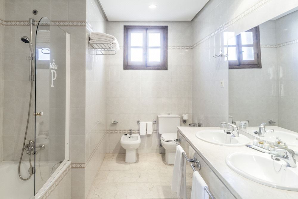 Photo of Bathroom in Zafra Old Town