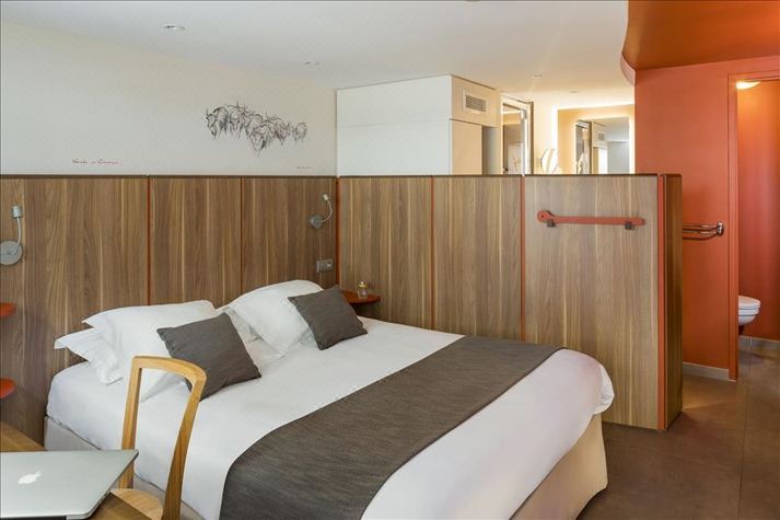 Photo of Bedroom in Saint Tronquet Business Park