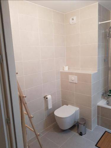 Photo of Bathroom in Ferney-Voltaire