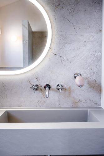 Photo of Bathroom in Aubussargues