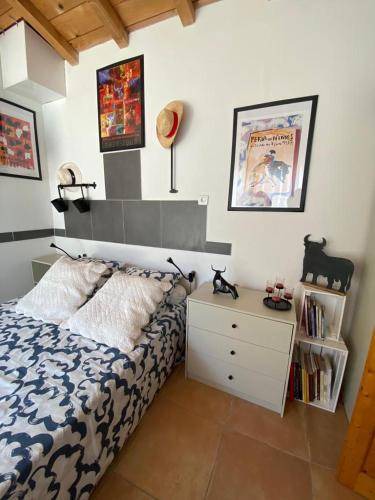 Photo of Bedroom in Ledenon