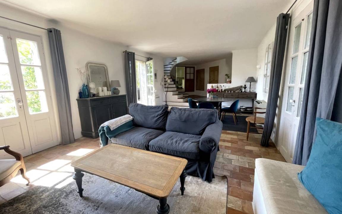 Photo of Livingroom in Lambesc