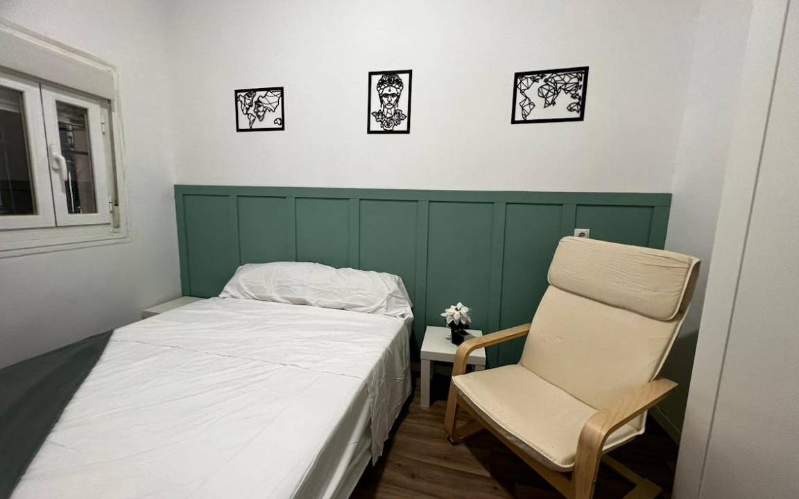 Photo of Bedroom in Embajadores