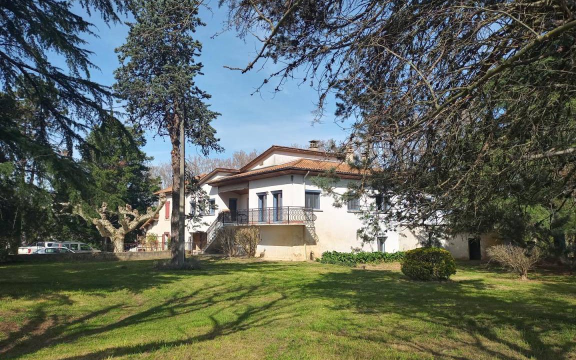 Photo of Others in Chateauneuf-sur-Isere