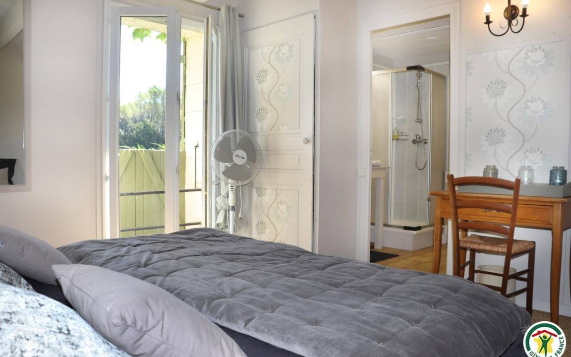 Photo of Bedroom in Suze-la-Rousse