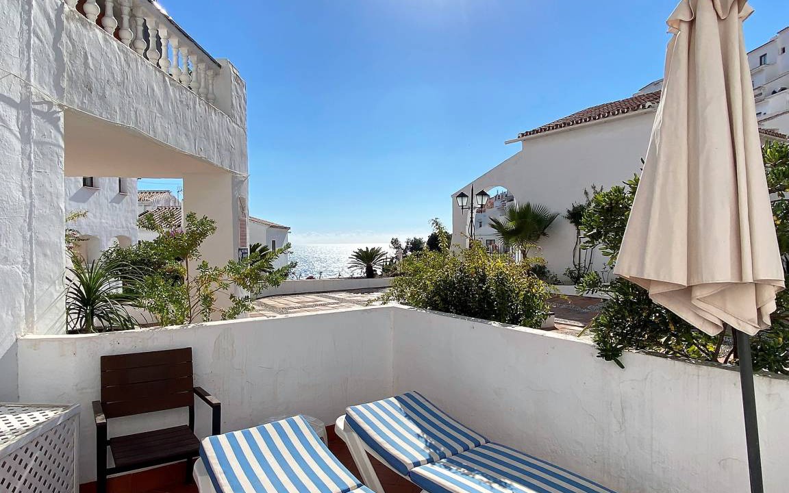 Photo of Patio Balcony in Chimenea