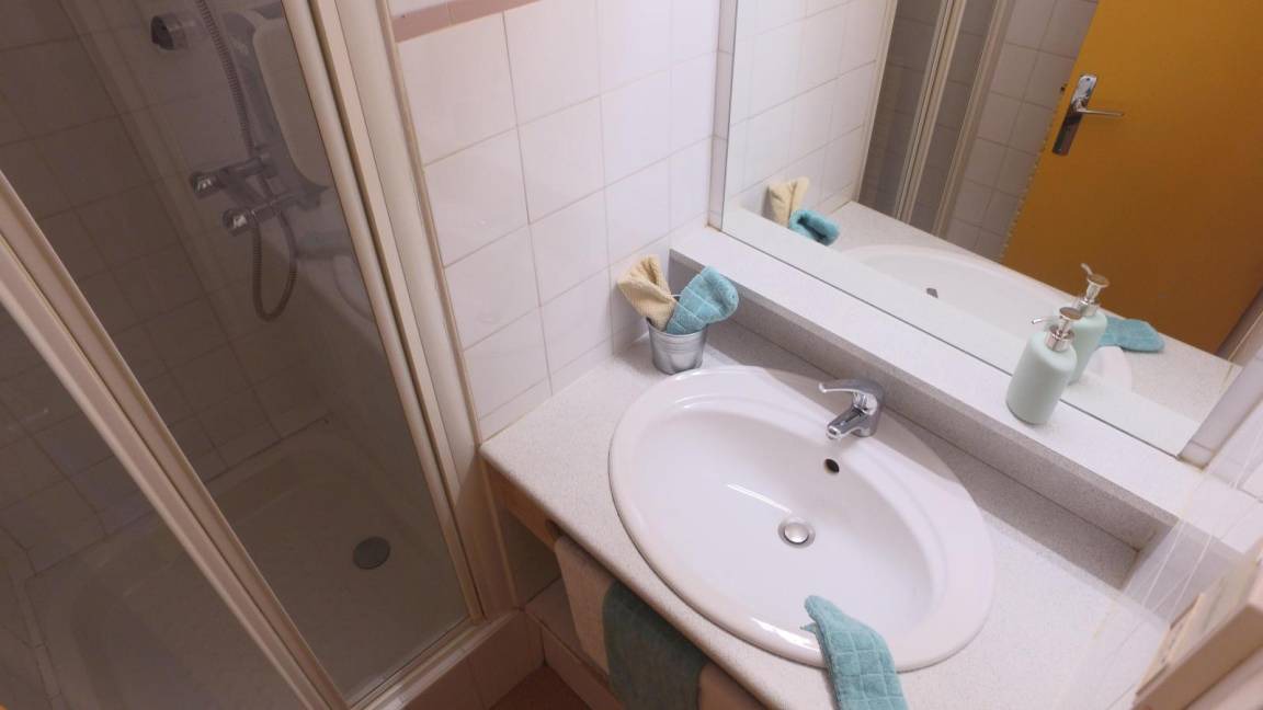 Photo of Bathroom in Lelex
