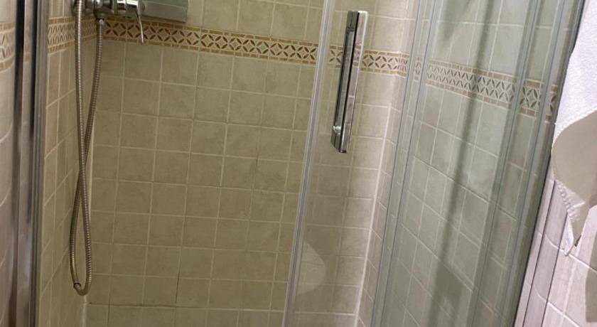 Photo of Bathroom in Zarza de Granadilla