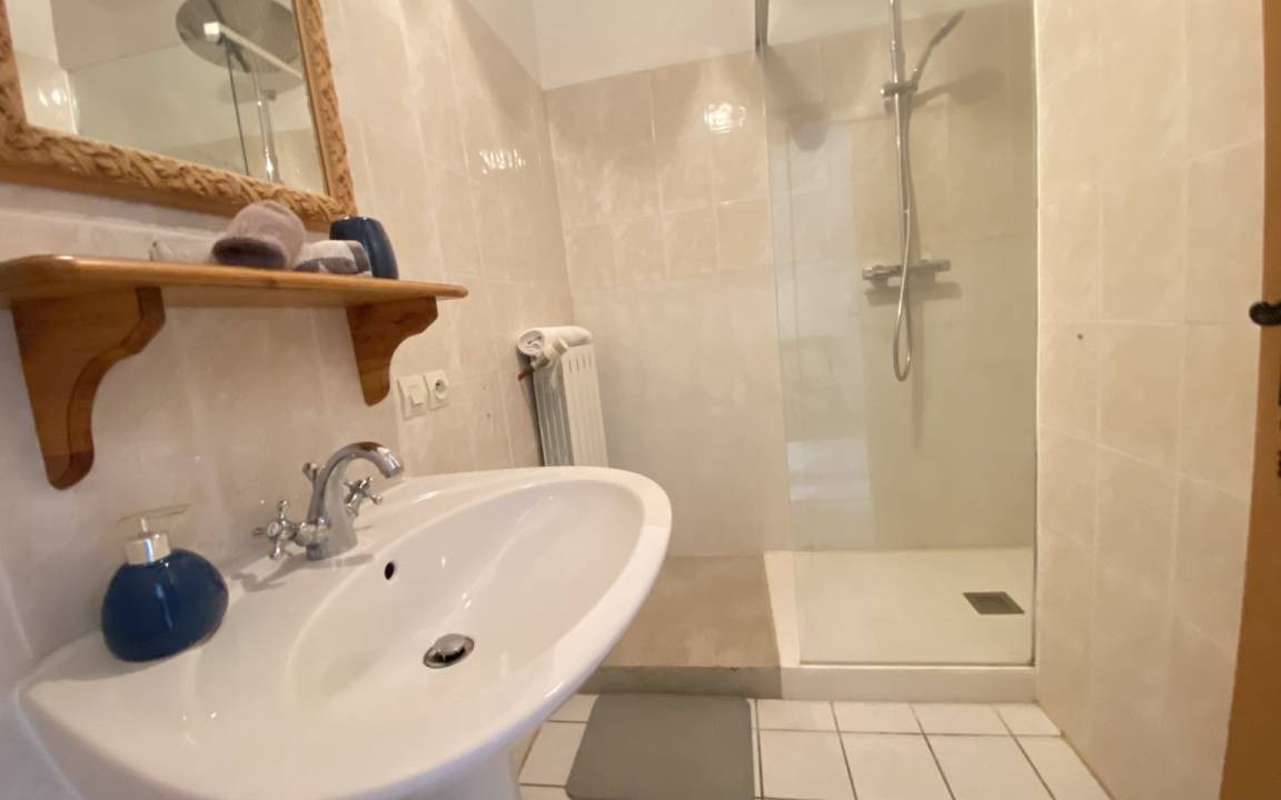 Photo of Bathroom in Althen-des-Paluds