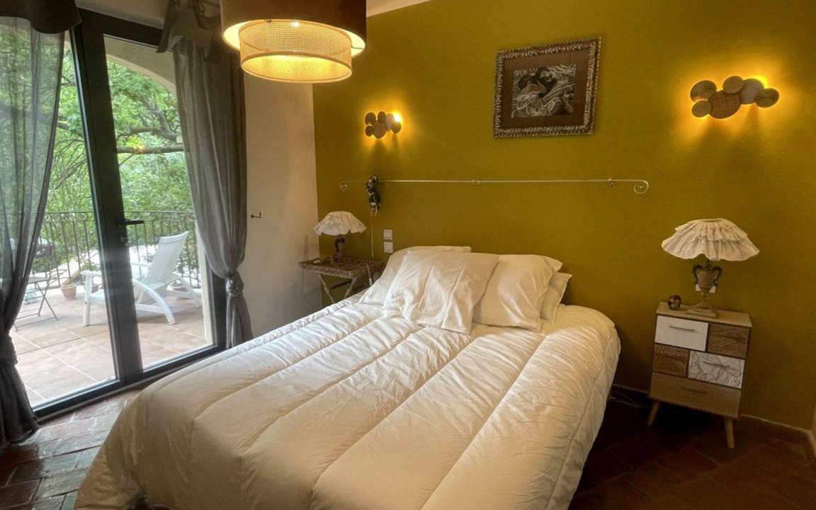 Photo of Bedroom in Salon-de-Provence