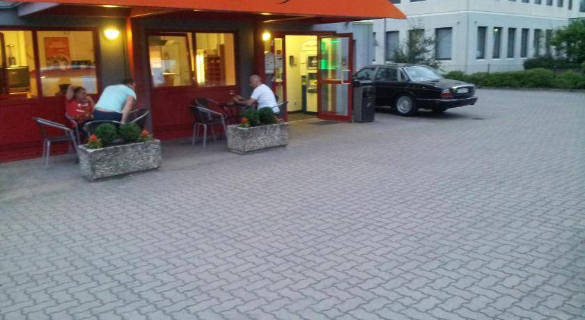 Photo of Others in Lahe