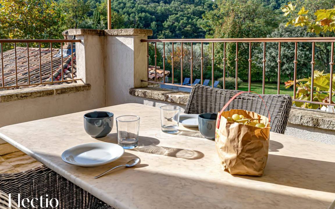 Photo of Patio Balcony in Oppede