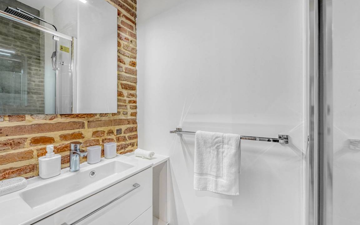 Photo of Bathroom in Saint - Aubin - Dupuy
