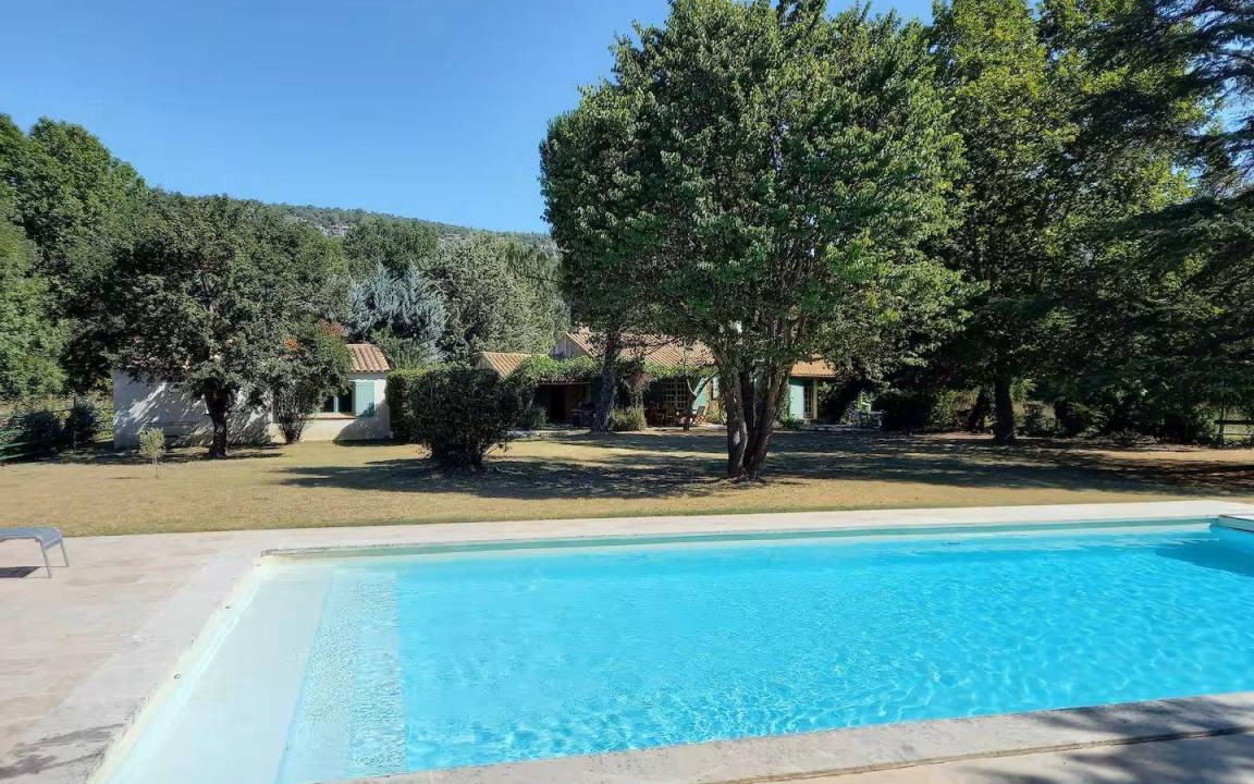 Photo of Others in Saint-Martin-de-Castillon