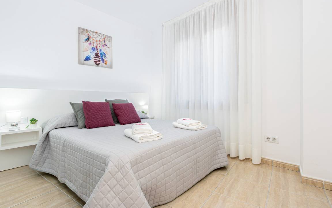 Photo of Bedroom in Roses Town Center