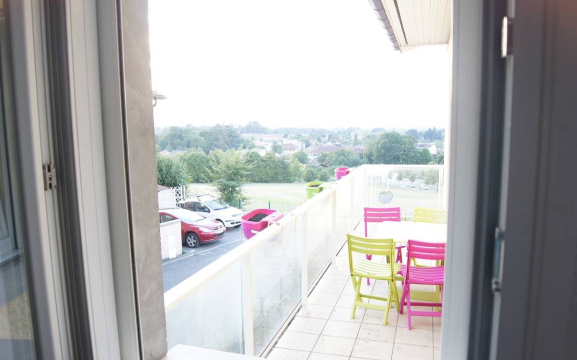Photo of Patio Balcony in Collonges-sous-Saleve