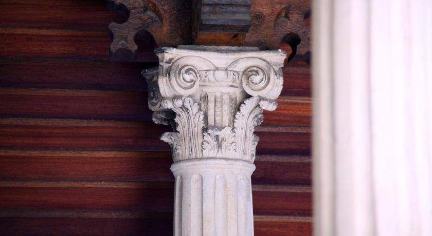 Photo of Others in La Llotja-Born