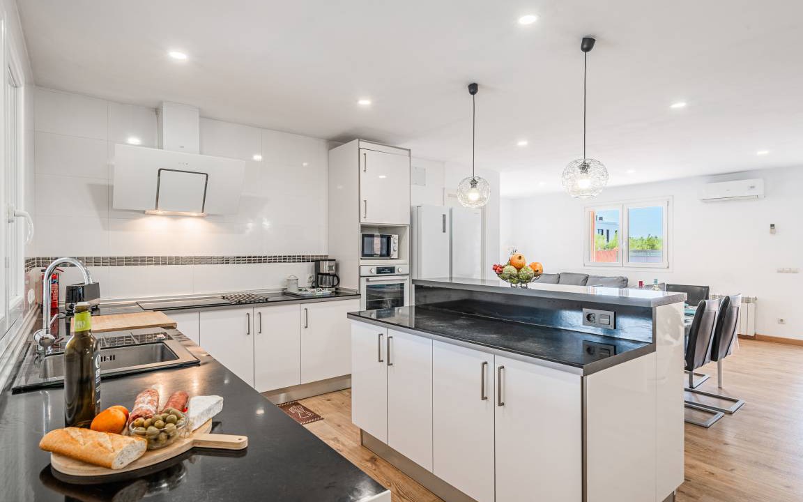 Photo of Kitchen in Es Garrovers