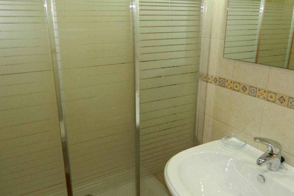 Photo of Bathroom in Outes