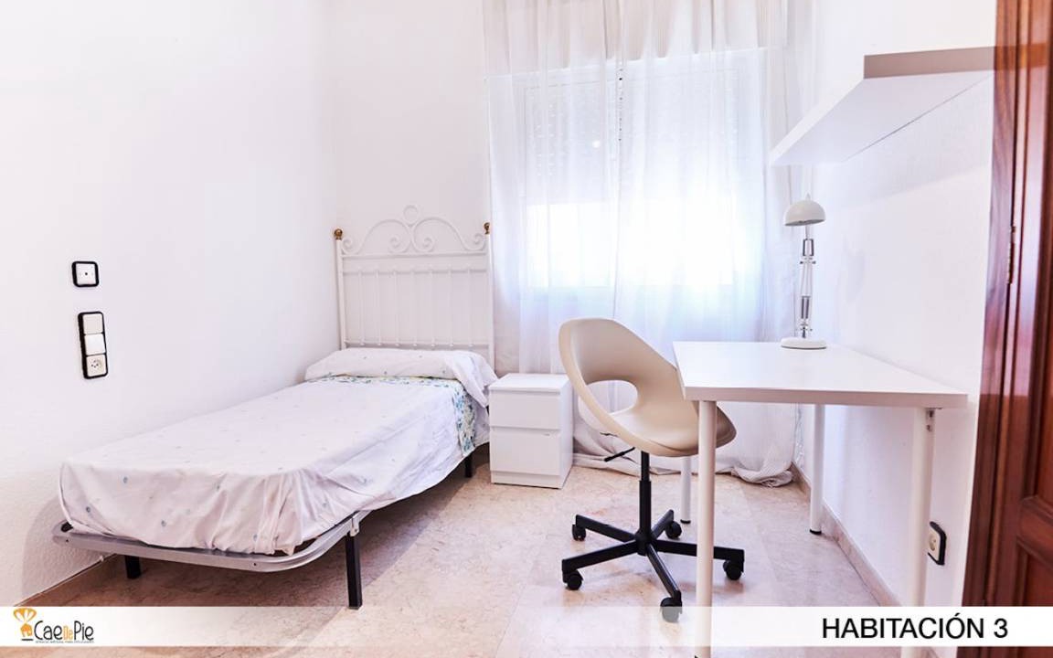 Photo of Bedroom in Triana
