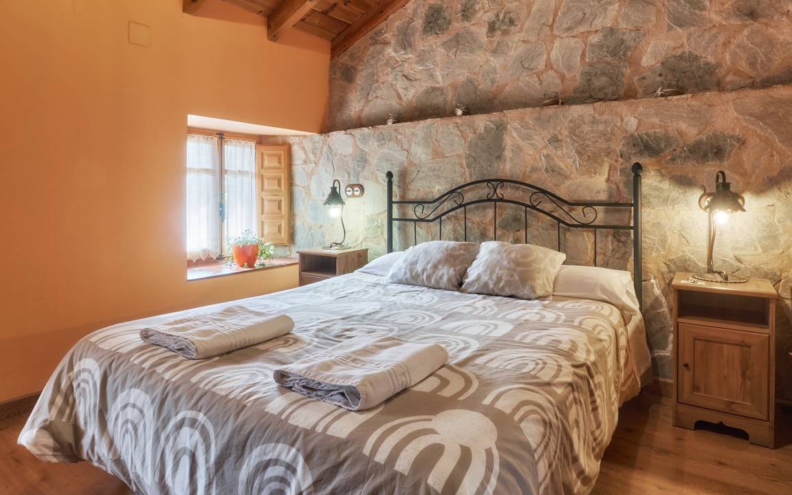 Photo of Bedroom in Benllera