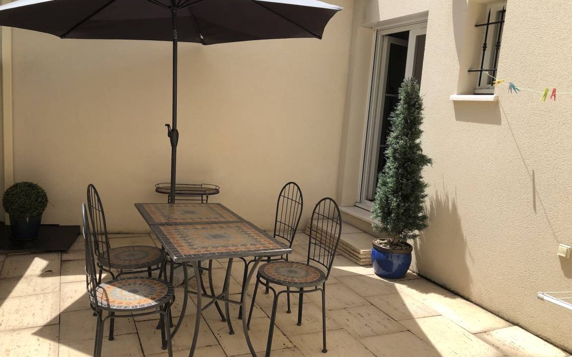 Photo of Patio Balcony in Paradou