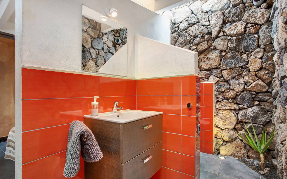 Photo of Bathroom in Haria