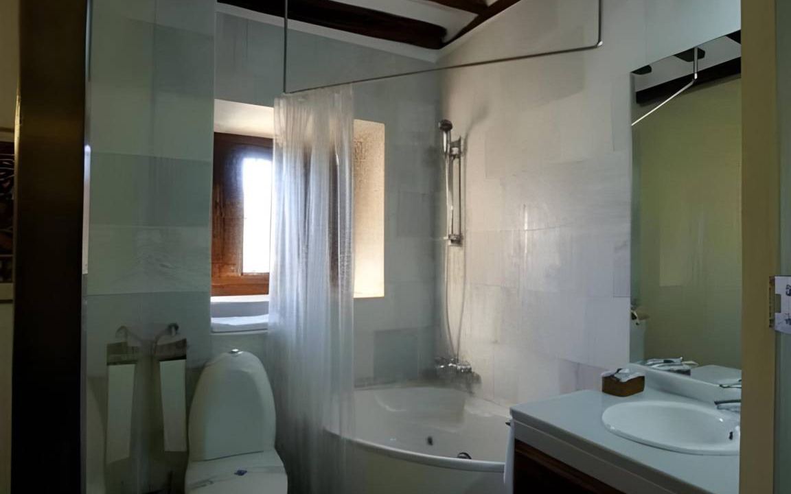 Photo of Bathroom in Atienza