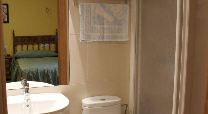 Photo of Bathroom in Larraga