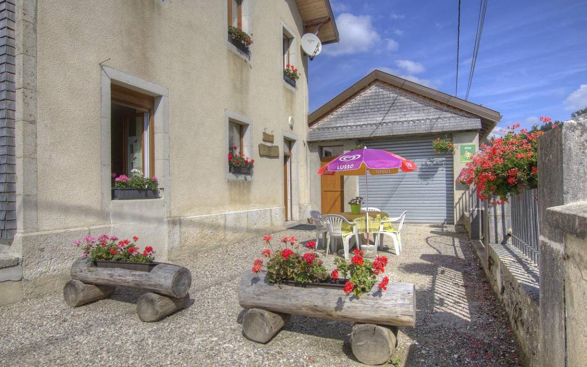 Photo of Others in Mijoux