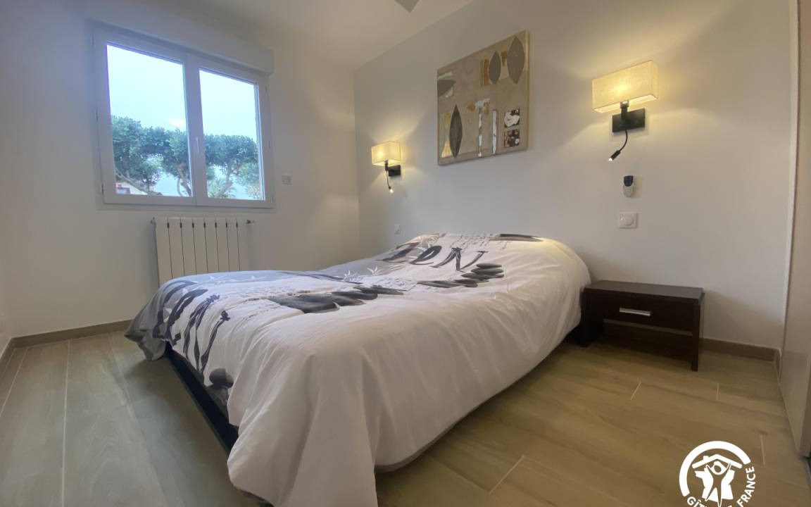 Photo of Bedroom in Elne