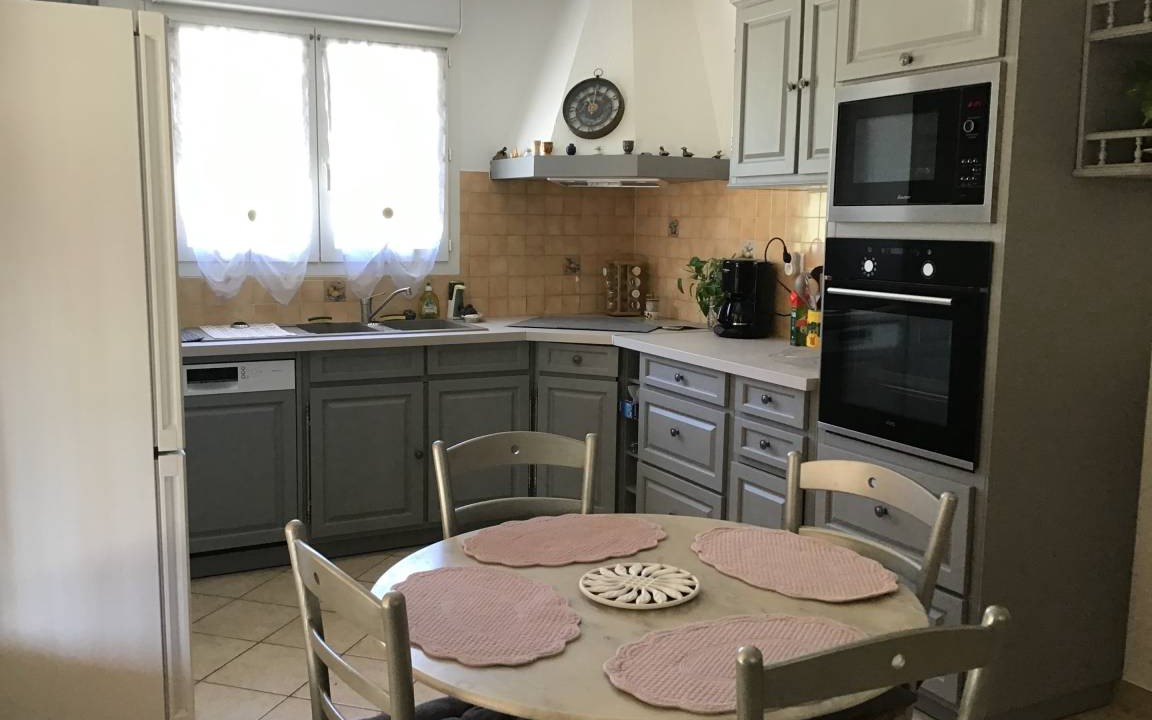 Photo of Kitchen in Saint-Laurent-La-Vernede