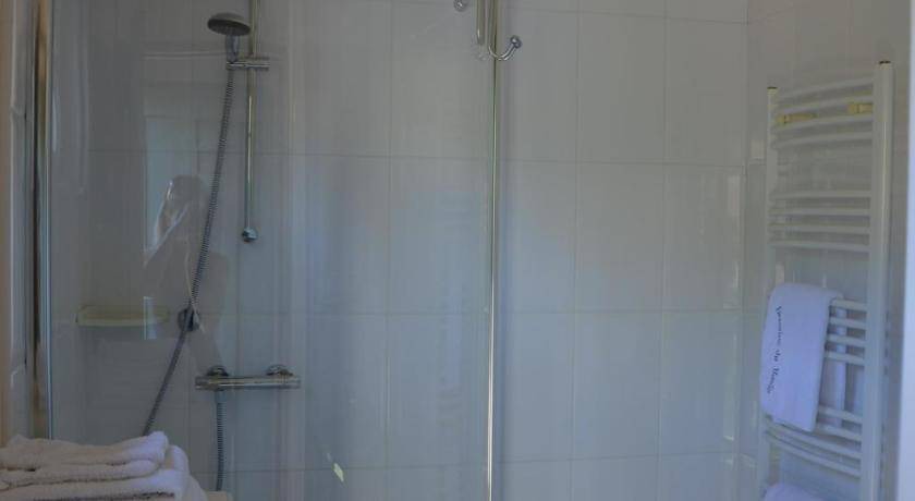 Photo of Bathroom in Etables