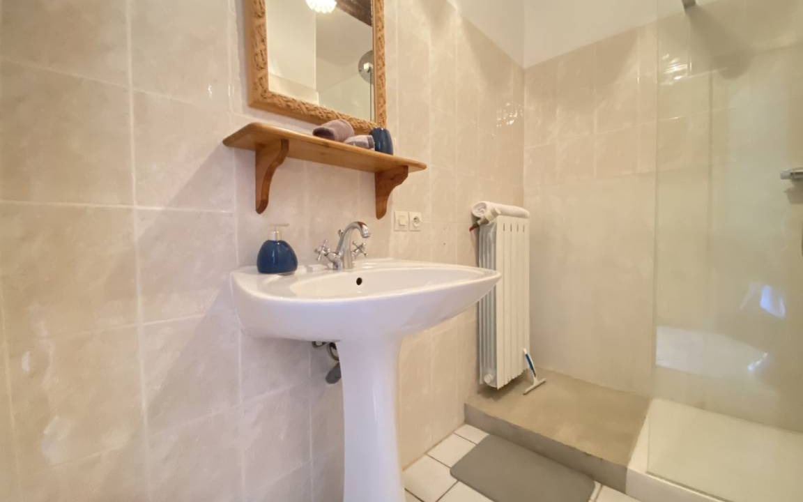 Photo of Bathroom in Althen-des-Paluds
