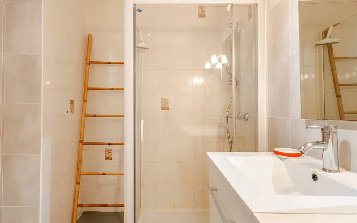 Photo of Bathroom in Lezat