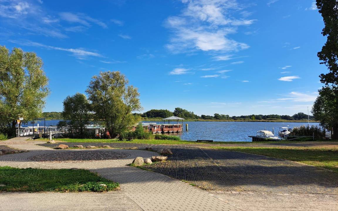 Photo of Others in Radewege