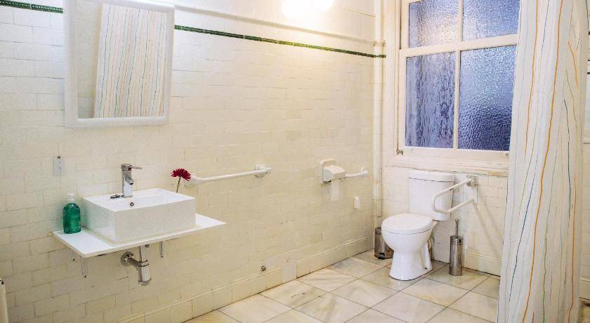 Photo of Bathroom in Leon City Centre