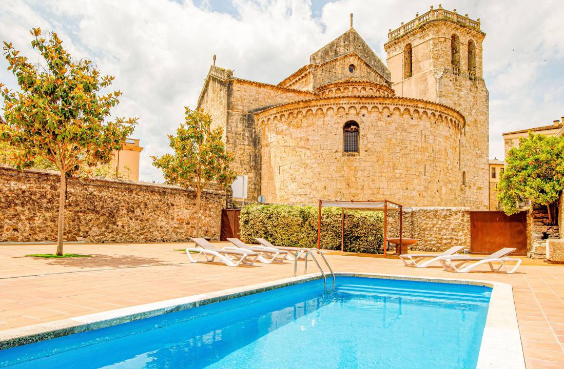 Photo of Outdoor in Besalu