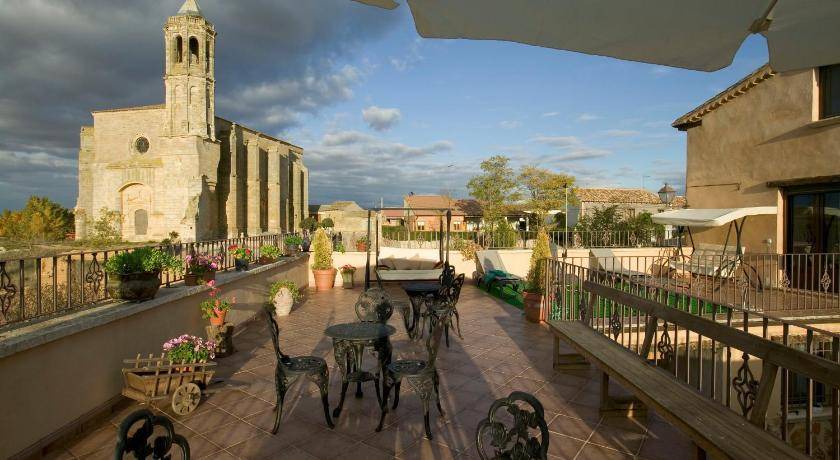 Photo of Patio Balcony in Villanueva de San Mancio