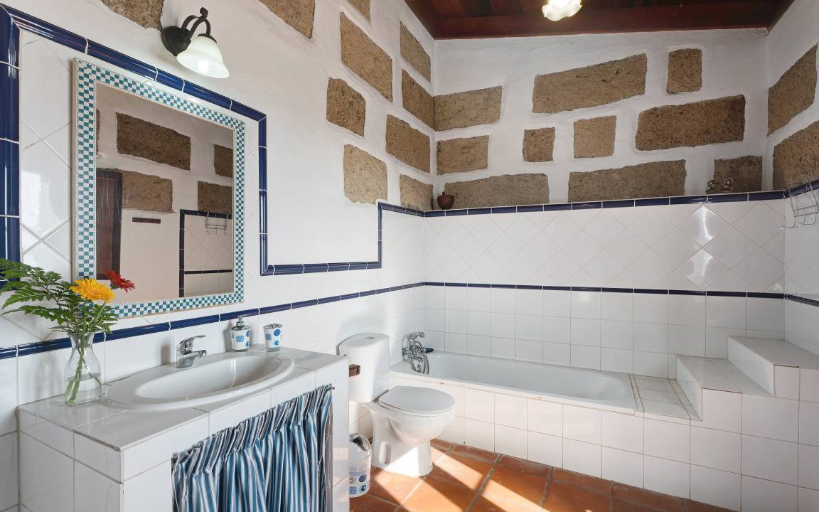 Photo of Bathroom in Guia de Isora