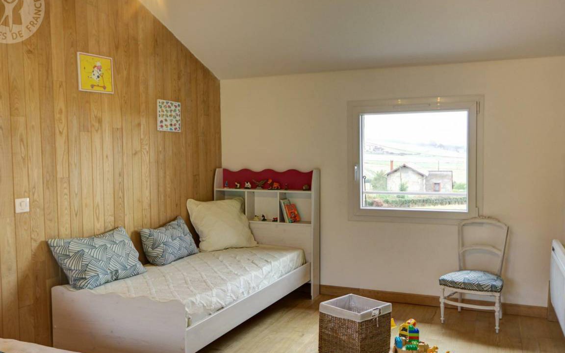 Photo of Livingroom in Dance