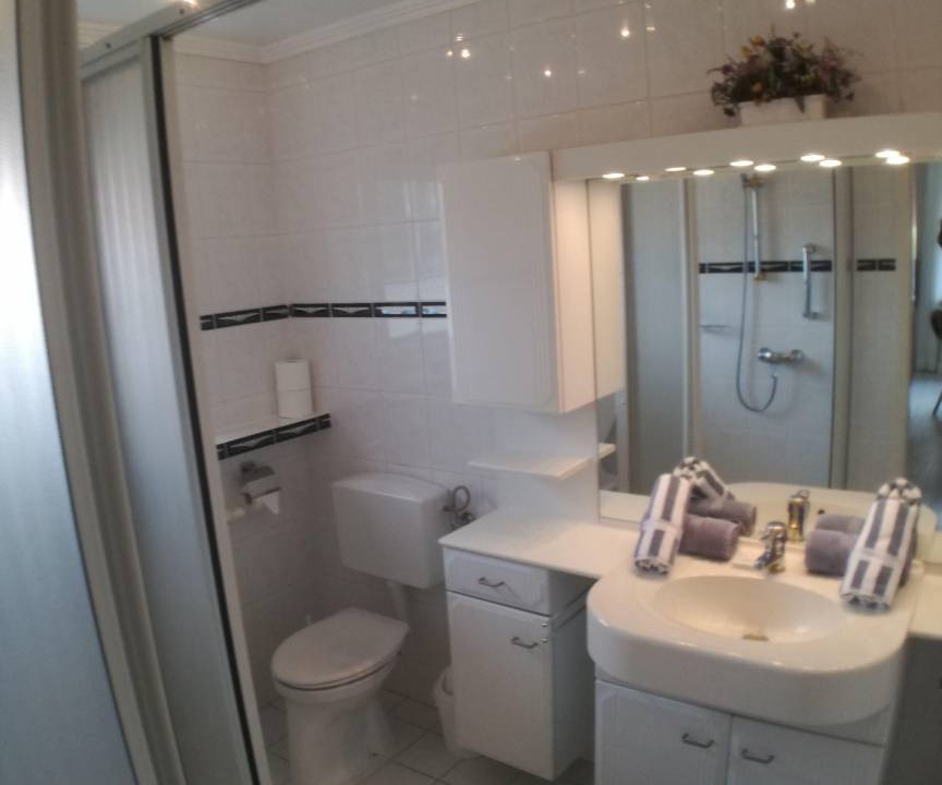 Photo of Bathroom in Tinnum