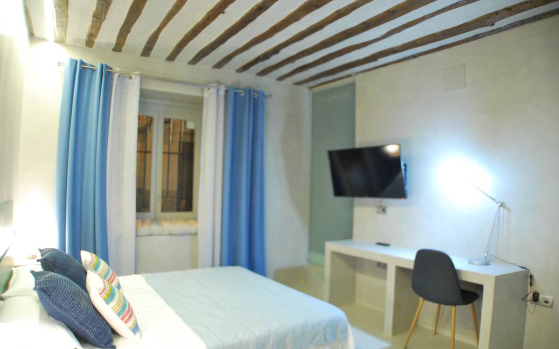 Photo of Bedroom in Malasana