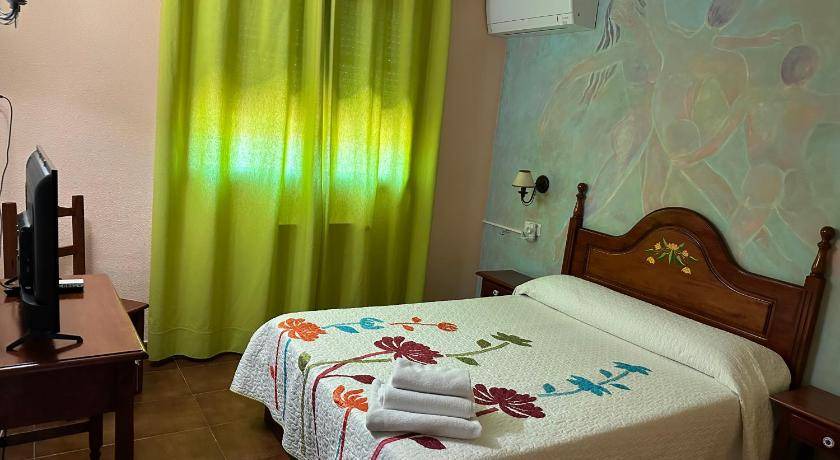 Photo of Bedroom in Tamajon