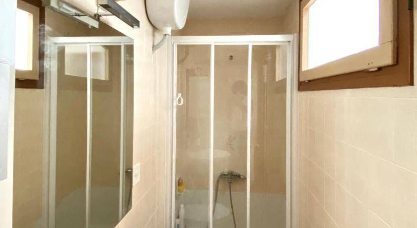 Photo of Bathroom in Poboleda