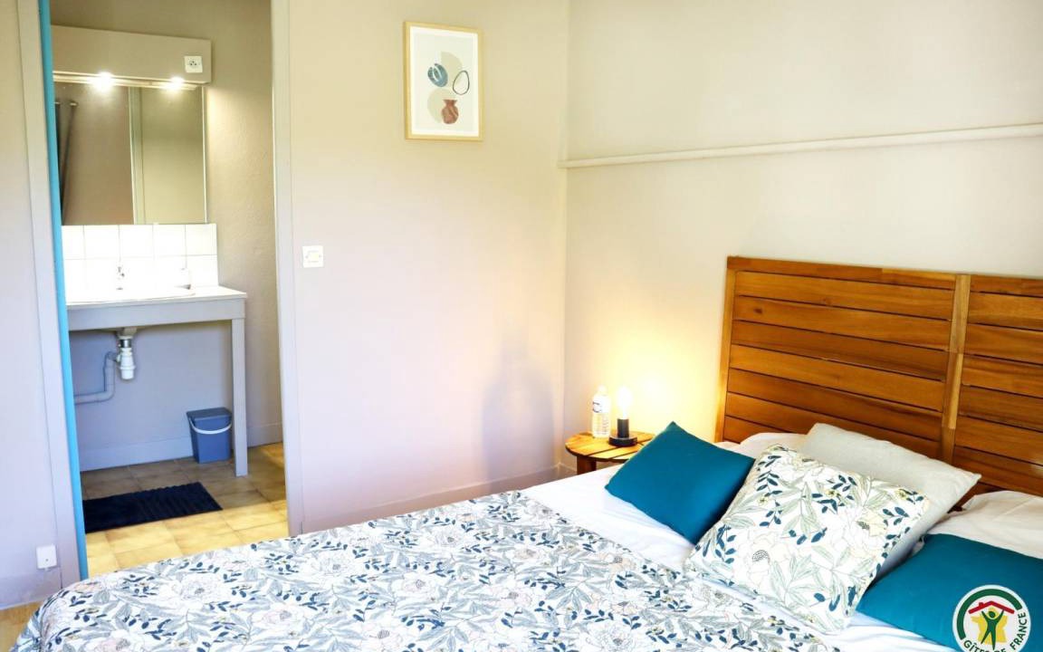 Photo of Bedroom in Suze-la-Rousse