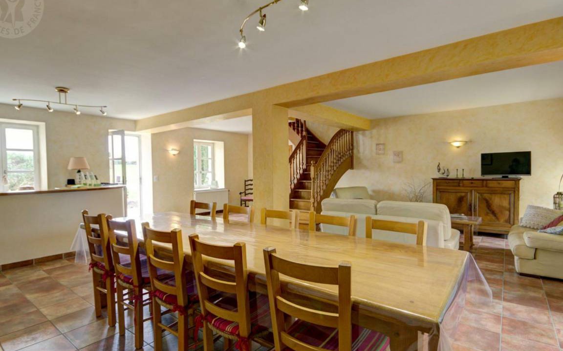 Photo of Livingroom in Chalain-le-Comtal