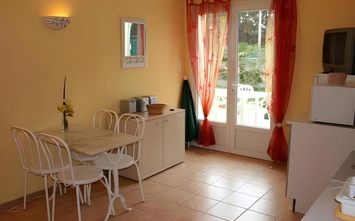 Photo of Others in Lunel